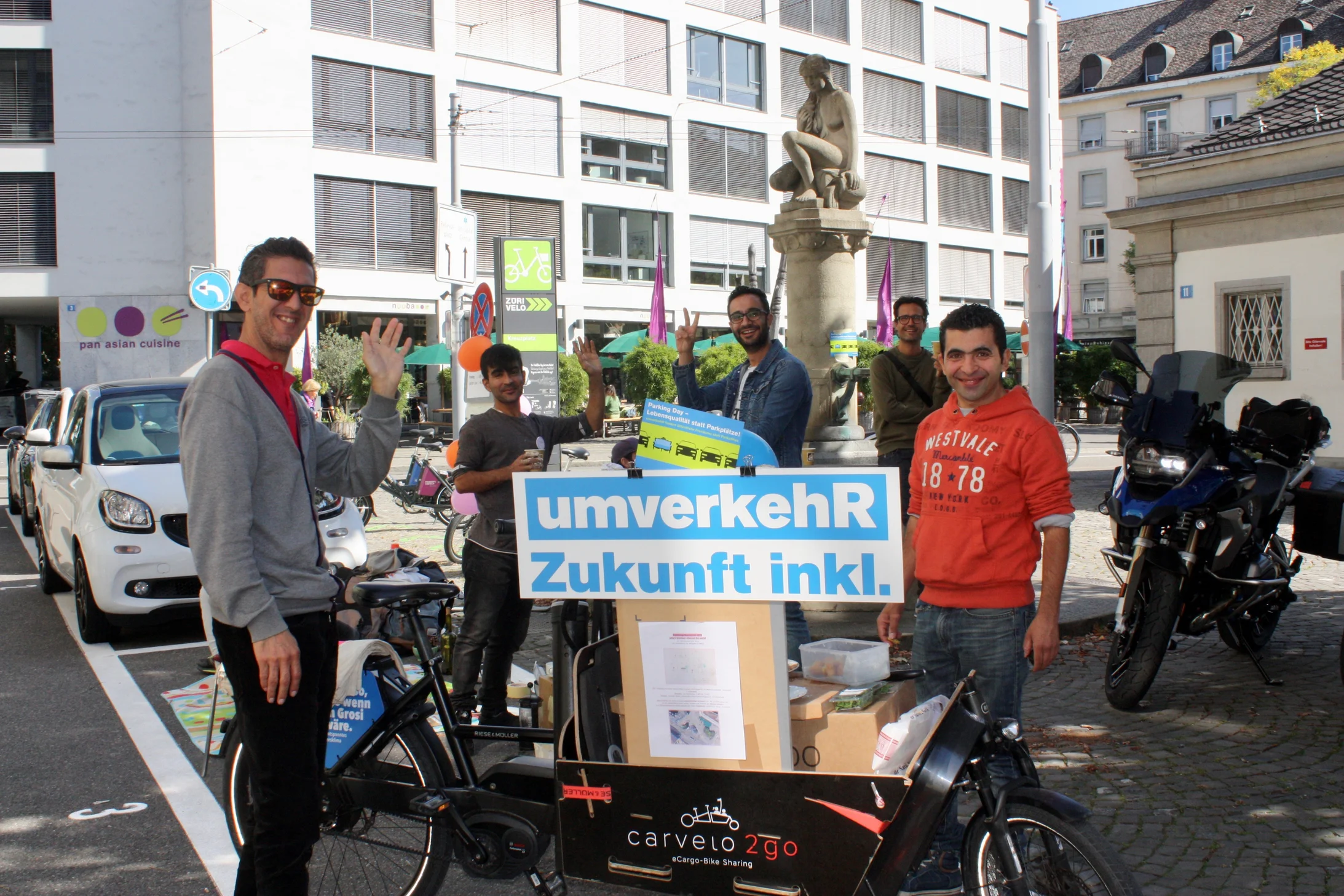 Kochen, Essen, Trinken und Diskutieren von Jafar’s kitchen in Zürich am PARK(ing) Day 2019 Kochen, Essen, Trinken und Diskutieren von Jafar’s kitchen in Zürich am PARK(ing) Day 2019