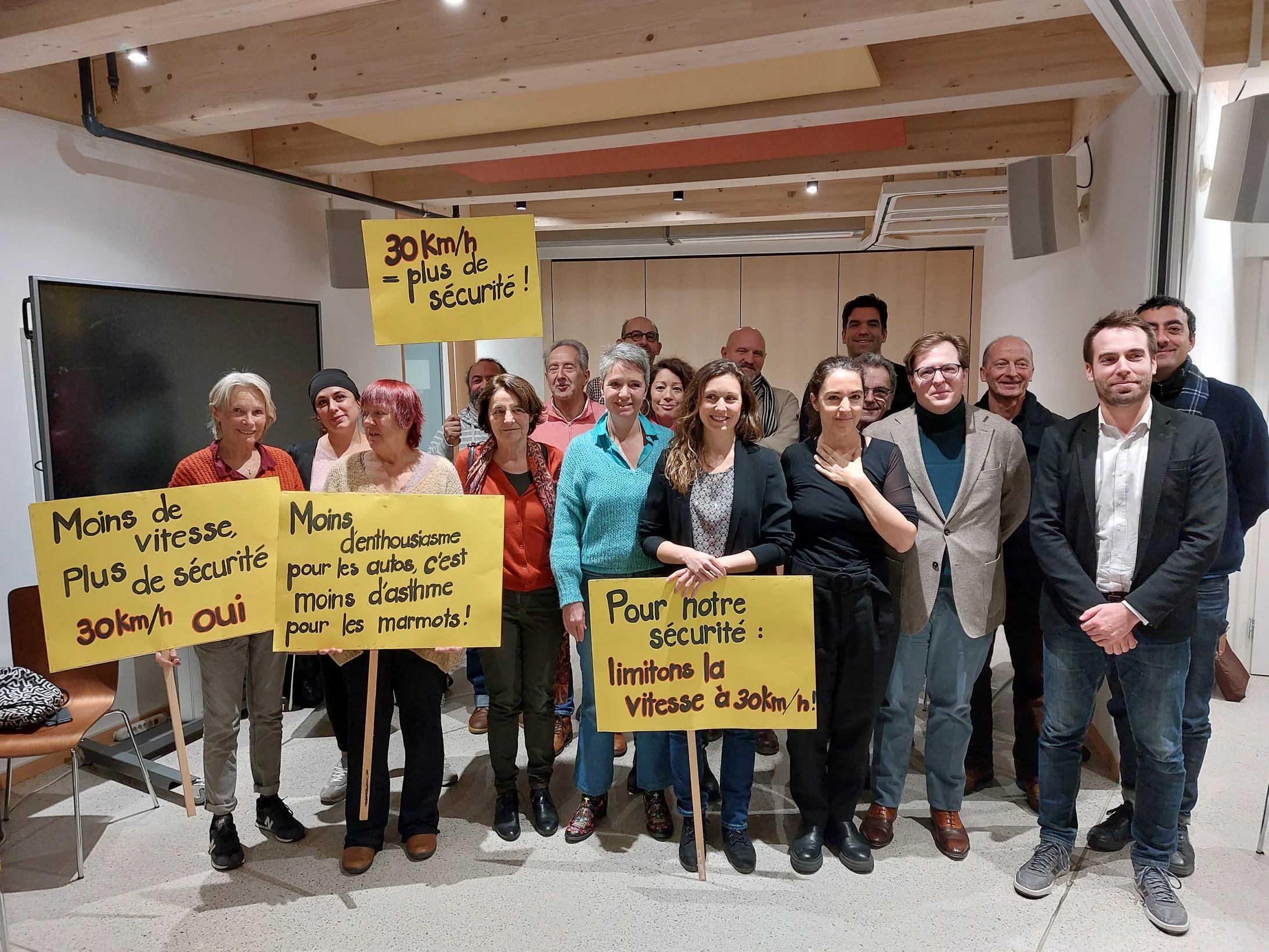 23 associations soutiennent le 30kmh 23 associations soutiennent le 30kmh