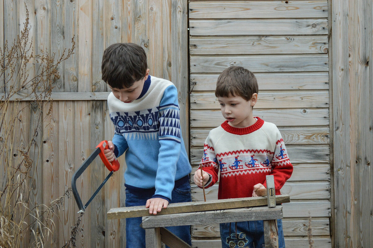 Holzarbeit Kinder