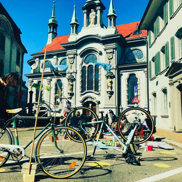 Gemütlicher Aufenthaltsort statt Parkplatz von Fiona und Freunden in Frauenfeld  am PARK(ing) Day 2019