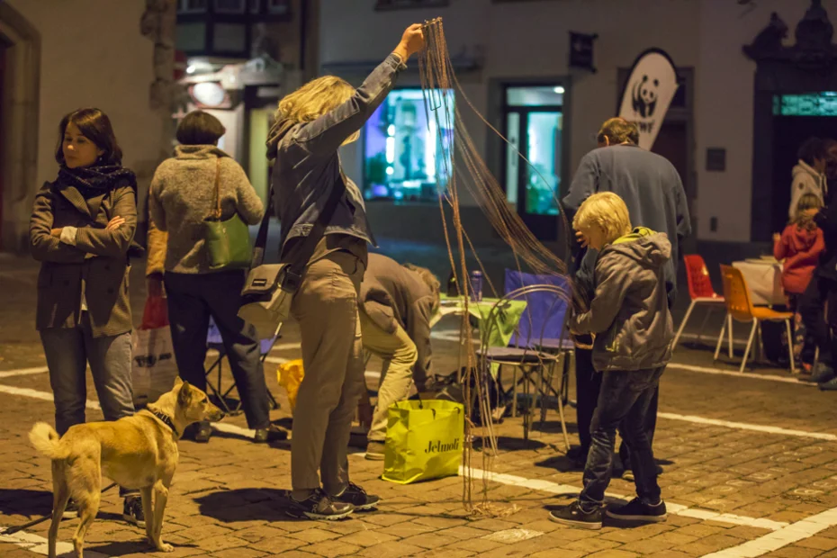 Volksfest statt Parkplätze von verschiedensten OrganisatorInnen in der Innenstadt von Schaffhausen am PARK(ing) Day 2019