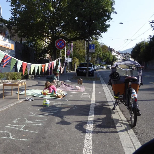 Climate Justice Now! am PARKI(ing) Day in Bern