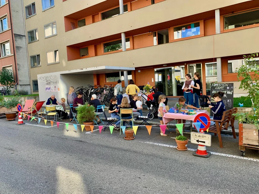 PARK(ing) Day 2021, Basel, Bläsiring, Backgammonturnier statt Parkplatz