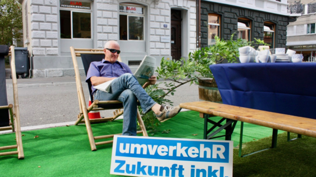 Die Garten-Oase von umverkehR an der Kanzleistrasse in Zürich am PARK(ing) Day 2018