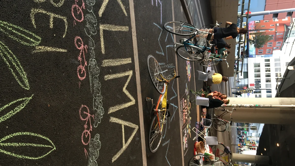 Bild Feministische Parkplatzbesetzung